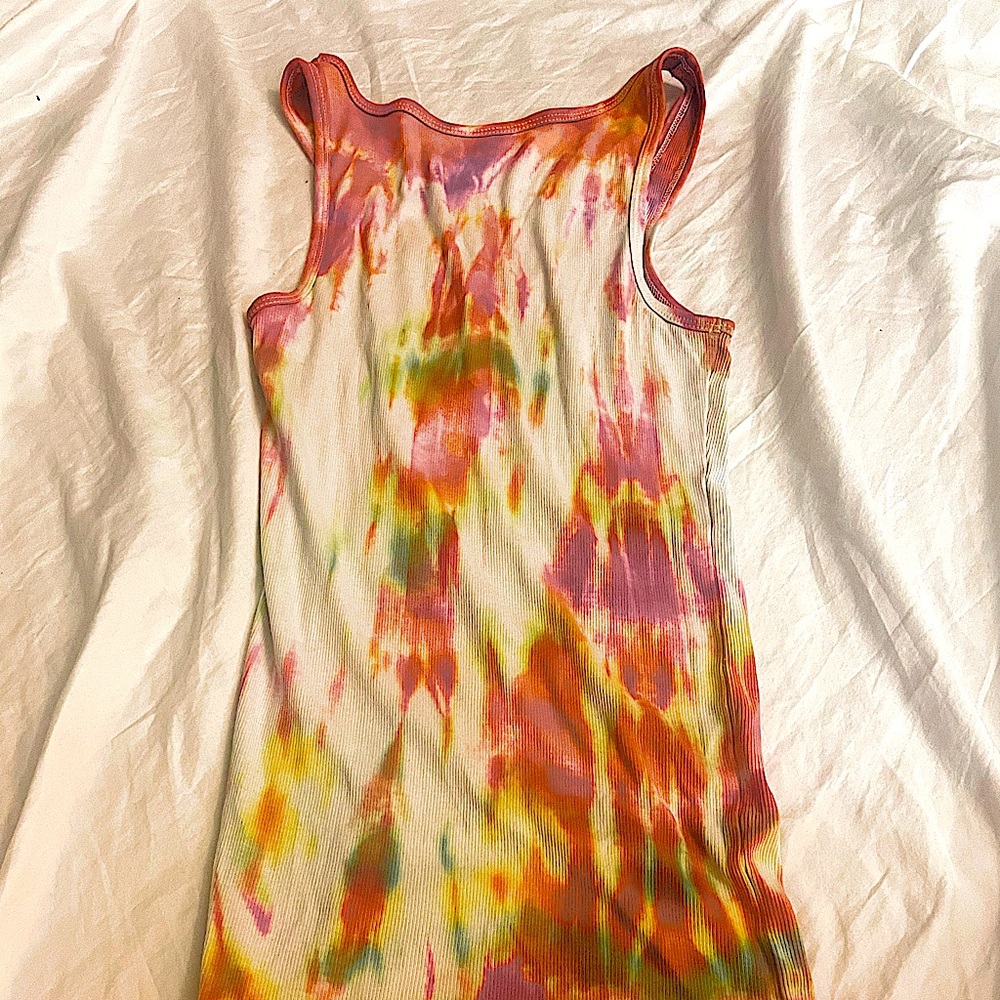 Tie-Dye Ribbed Tank - Picture 2 of 2